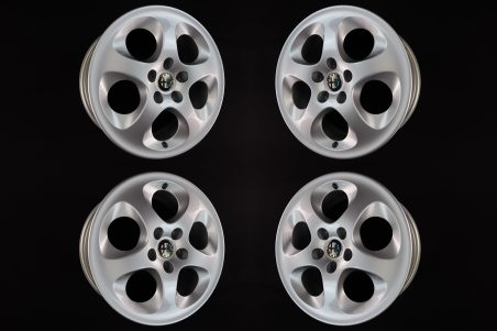 Meinikreifen Onlineshop bietet Ihnen Original Alfa Romeo 147 60663058 15 Zoll Alufelgen 6,5Jx15 ET41,5 5x98