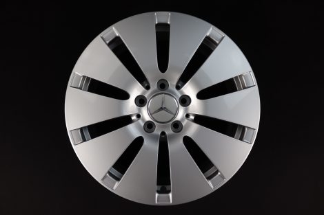 Meinikreifen Onlineshop bietet Ihnen Original Mercedes C-Klasse W205 17 Zoll Alufelgen A2054012100 7Jx17 ET48,5