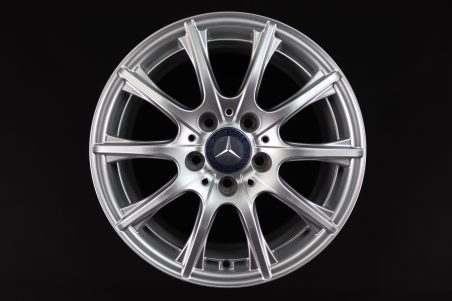 Meinikreifen Onlineshop bietet Ihnen Original Mercedes C-Klasse W205 16 Zoll Alufelgen A2054012400 6,5Jx16 ET38 5x112