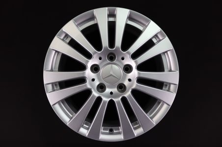 Meinikreifen Onlineshop bietet Ihnen Original Mercedes C-Klasse W204 16 Zoll Alufelgen A2044017102 7Jx16 ET43 5x112