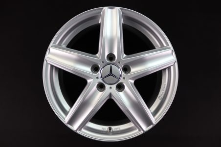 Meinikreifen Onlineshop bietet Ihnen Mercedes-Benz 17 Zoll Alufelgen 8Jx17 ET45 5x112 Dezent