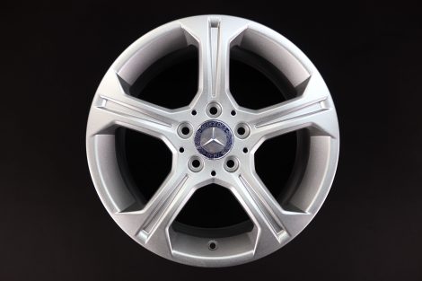 Meinikreifen Onlineshop bietet Ihnen Original Mercedes GLK X204 17 Zoll Alufelgen 7,5Jx17 ET47,5 8Jx17 ET57 5x112