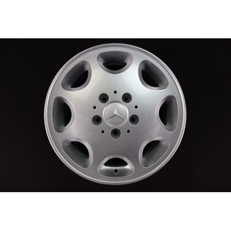 Meinikreifen Onlineshop bietet Ihnen Original Mercedes E-Klasse W124 15 Zoll Alufelgen 1244011302 7Jx15 ET41 5x112